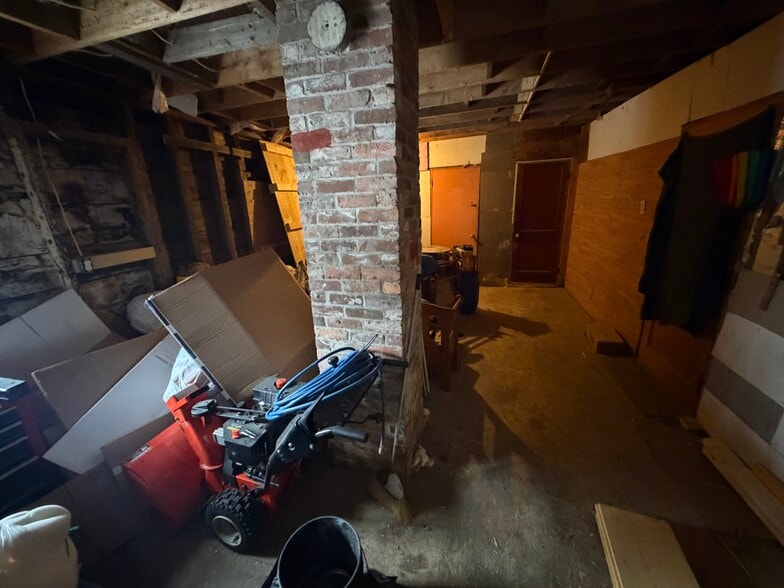 More Photos Of 40 Reservoir Rd, Plymouth Multifamily For Sale