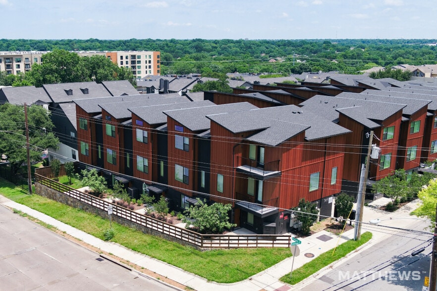 Primary Photo Of 7411 Coronado Ave, Dallas Apartments For Sale