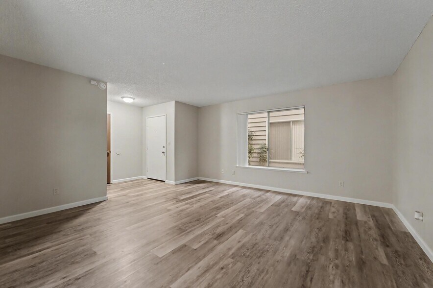 More Photos Of 1574 - 1576 Heather Dr, Yuba City Apartments For Sale