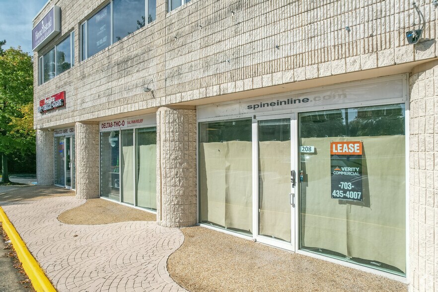 More Photos Of 208 Elden St, Herndon Medical For Lease