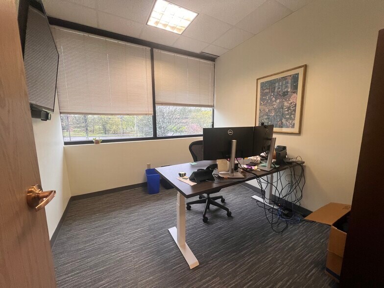 More Photos Of 100 Technology Dr, Trumbull Medical For Lease