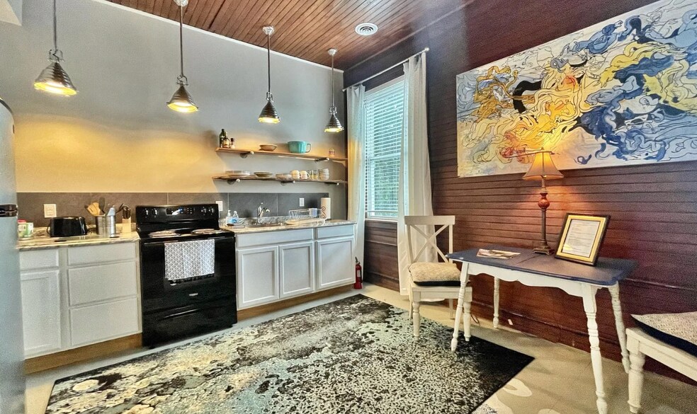 More Photos Of 437 William Ave, Davis Storefront Retail Residential For Sale