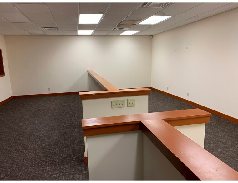 More Photos Of 6310 E 13th St, Tulsa Manufacturing For Sale