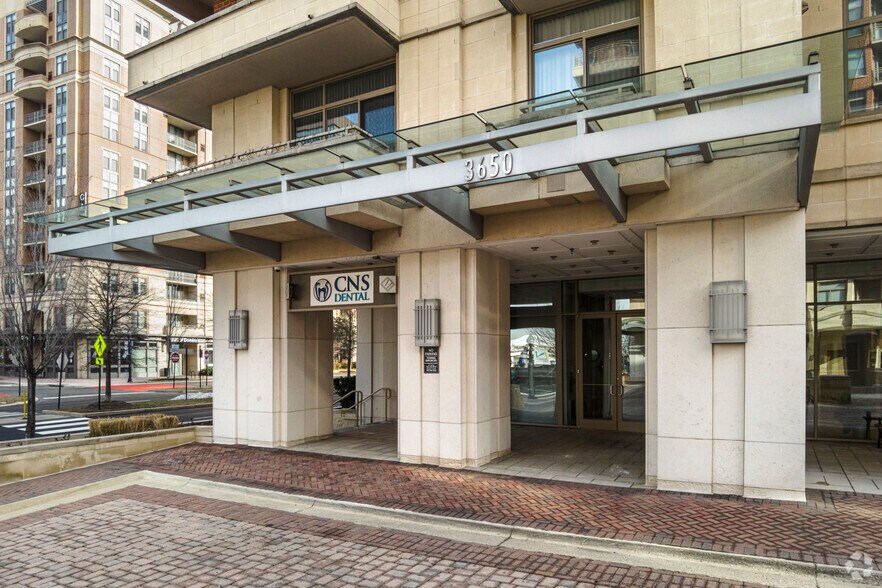 More Photos Of 3600 S Glebe Rd, Arlington Apartments For Lease