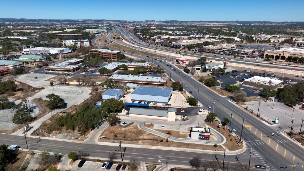 Primary Photo Of 10927 Fredericksburg Rd, San Antonio Unknown For Lease