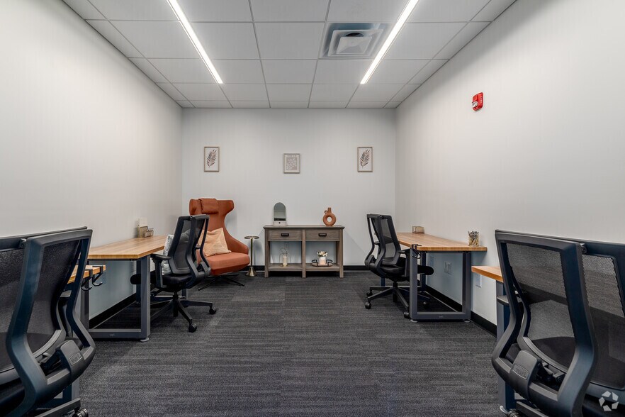 More Photos Of 885 Gold Hill Rd, Fort Mill Coworking Space