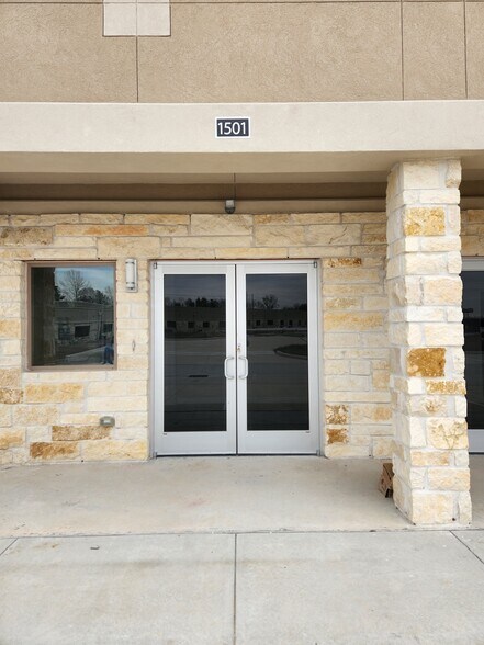 More Photos Of 16310 State Highway 249, Houston Office For Sale