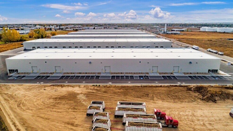 More Photos Of 16400 Norco Way, Nampa Warehouse For Lease
