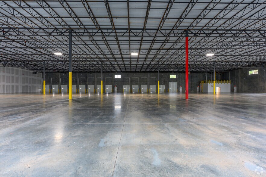 More Photos Of Chamblee Tucker Rd, Chamblee Unknown For Lease