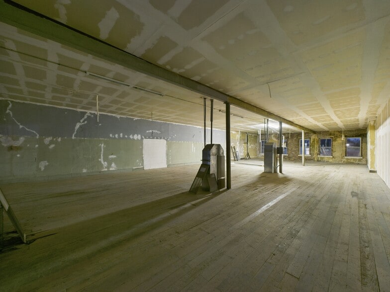 More Photos Of 214 W Main St, Sedalia Storefront Retail Office For Sale