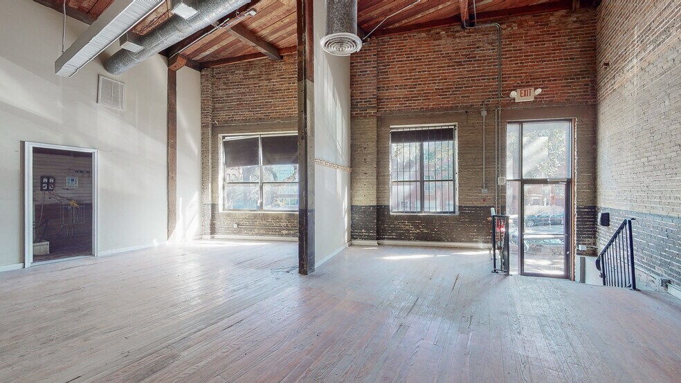 More Photos Of 3 Martin Luther King Jr Blvd, Savannah Restaurant For Sale