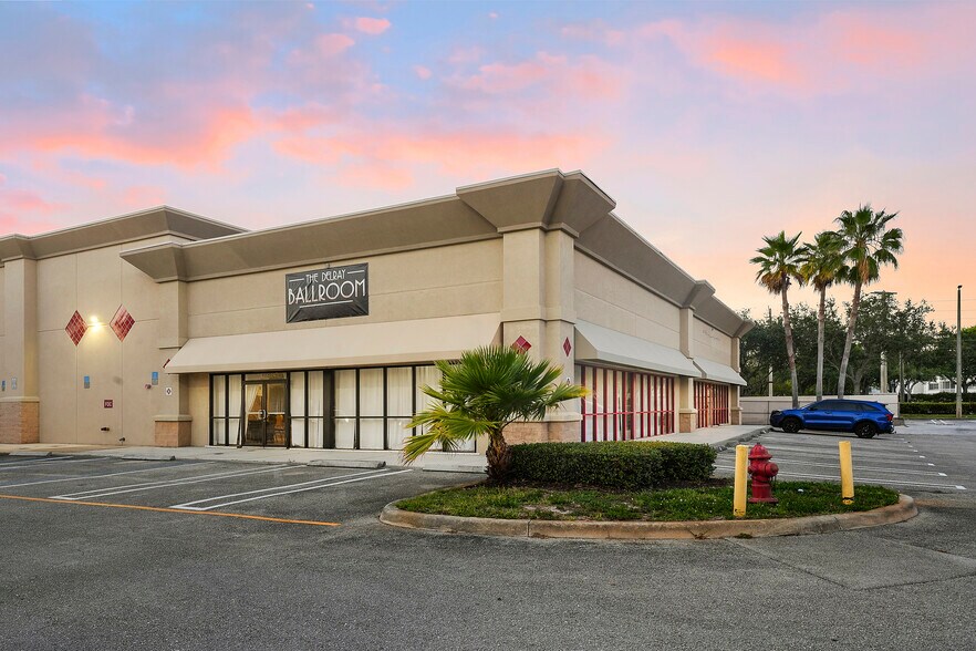 Primary Photo Of 1530-1550 SW 8th St, Boynton Beach General Retail For Sale