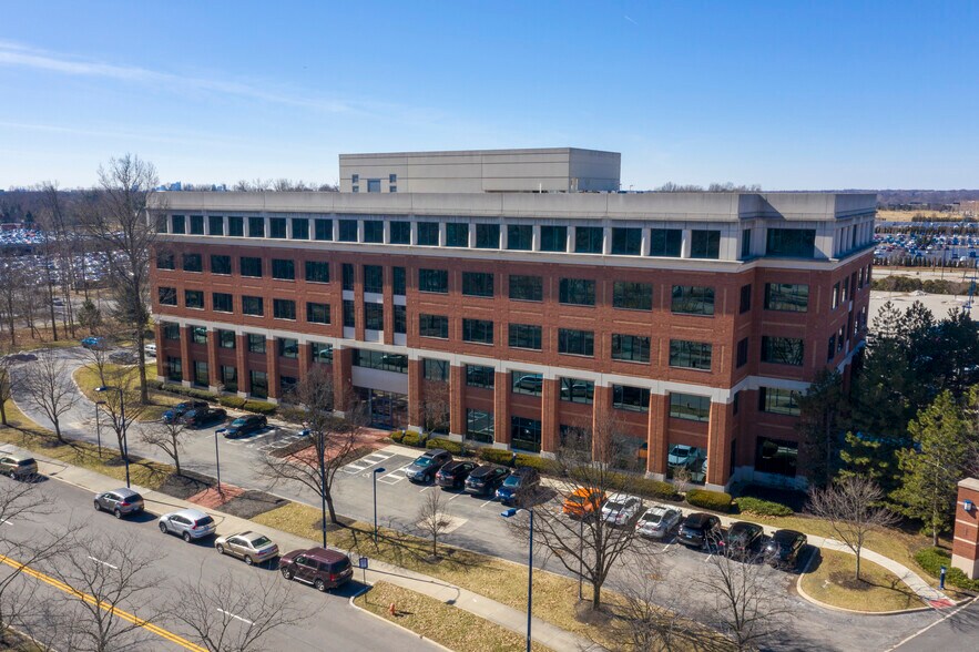More Photos Of 2 Easton Oval, Columbus Office For Lease