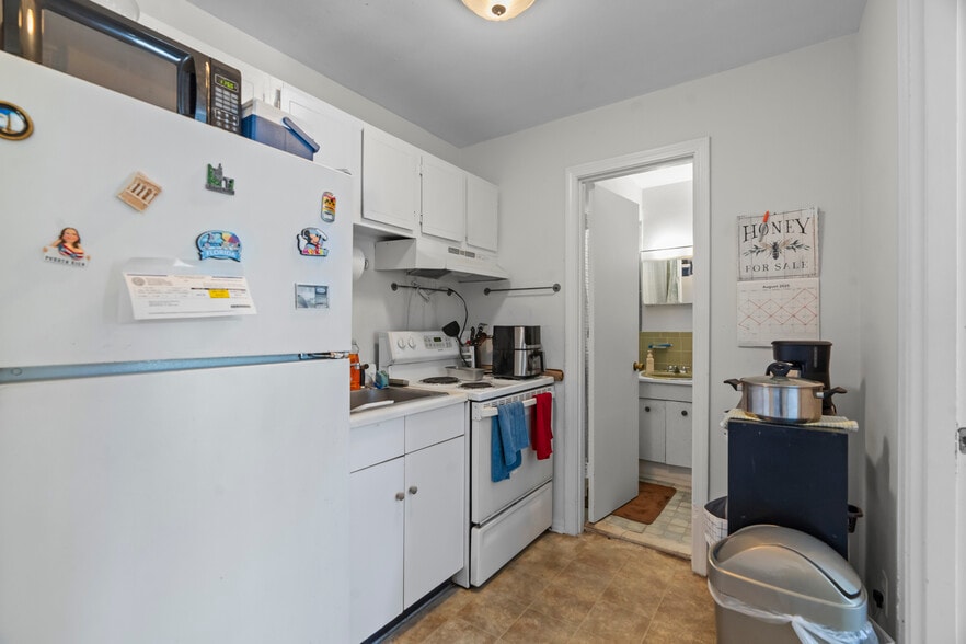 More Photos Of 3880 Main St, Bridgeport Multifamily For Sale