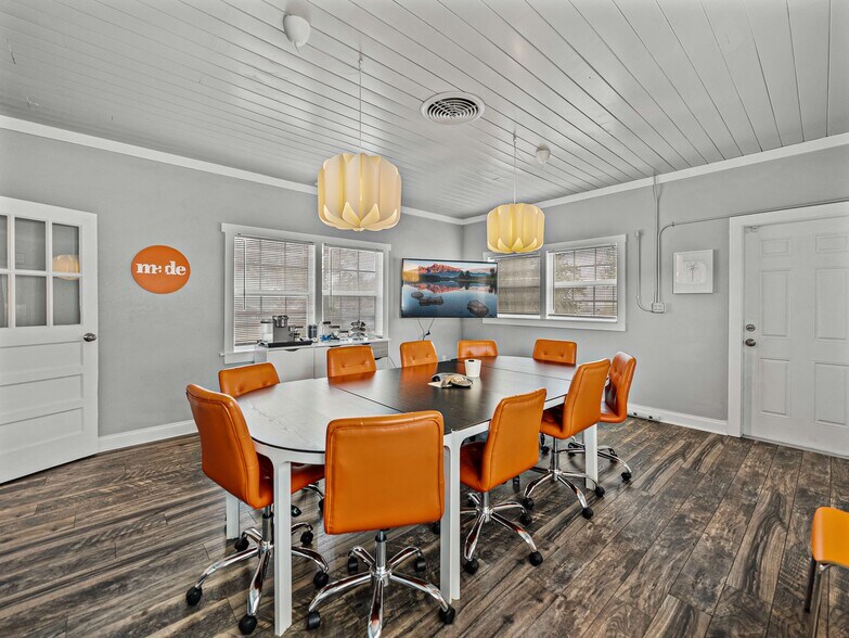 More Photos Of 4410 S Florida Ct, Lakeland Loft Creative Space For Sale