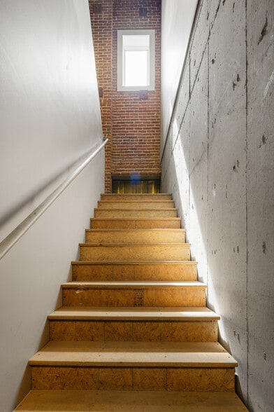 More Photos Of 800 W 8th Ave, Denver Loft Creative Space For Sale