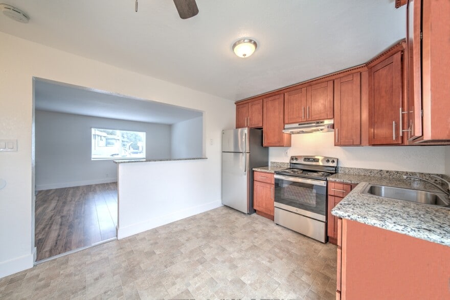 More Photos Of 28222 Lustig Ct, Hayward Apartments For Sale