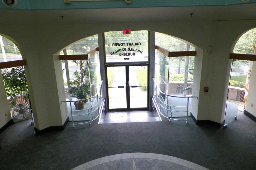 More Photos Of 400 Reservoir Ave, Providence Office For Lease