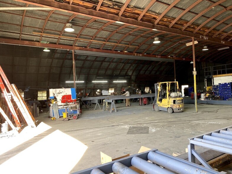 More Photos Of 815 Johns Rd, Apopka Warehouse For Lease