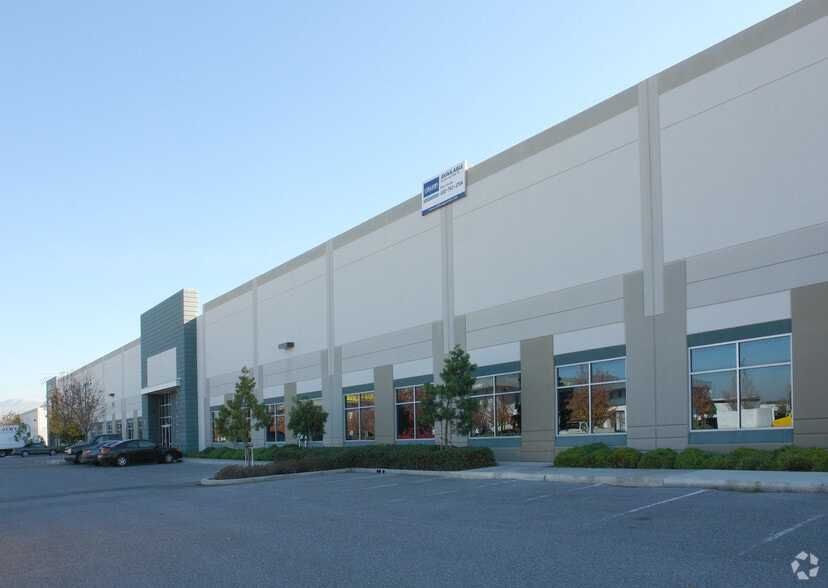 More Photos Of 1919 Monterey Rd, San Jose Warehouse For Lease