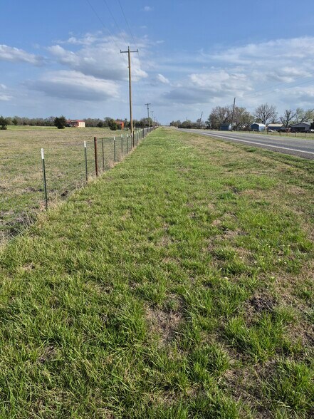 More Photos Of 9561 N TX-50 Hwy, Ladonia Land For Sale