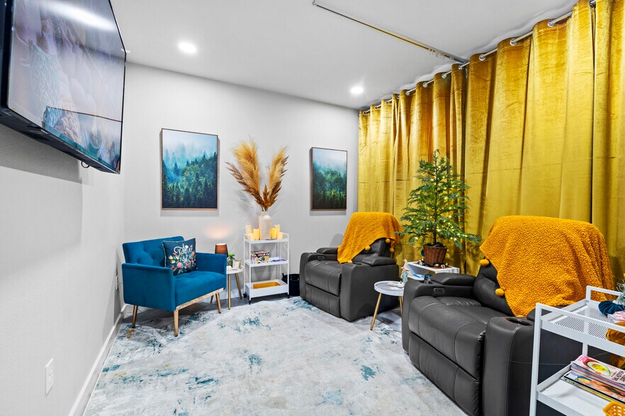 More Photos Of 4406 Judson Rd, Longview General Retail For Sale