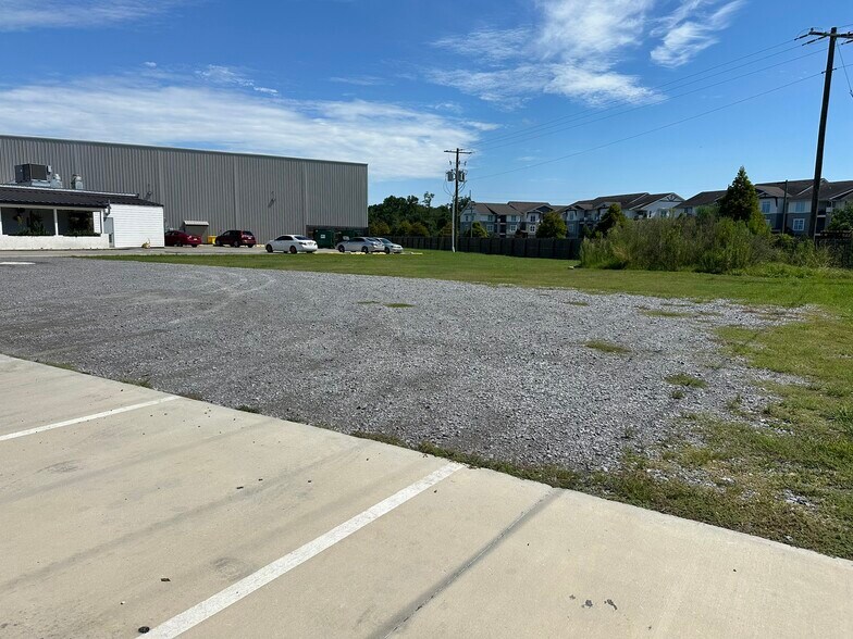 More Photos Of 14552 Airline Hwy, Gonzales General Retail For Lease