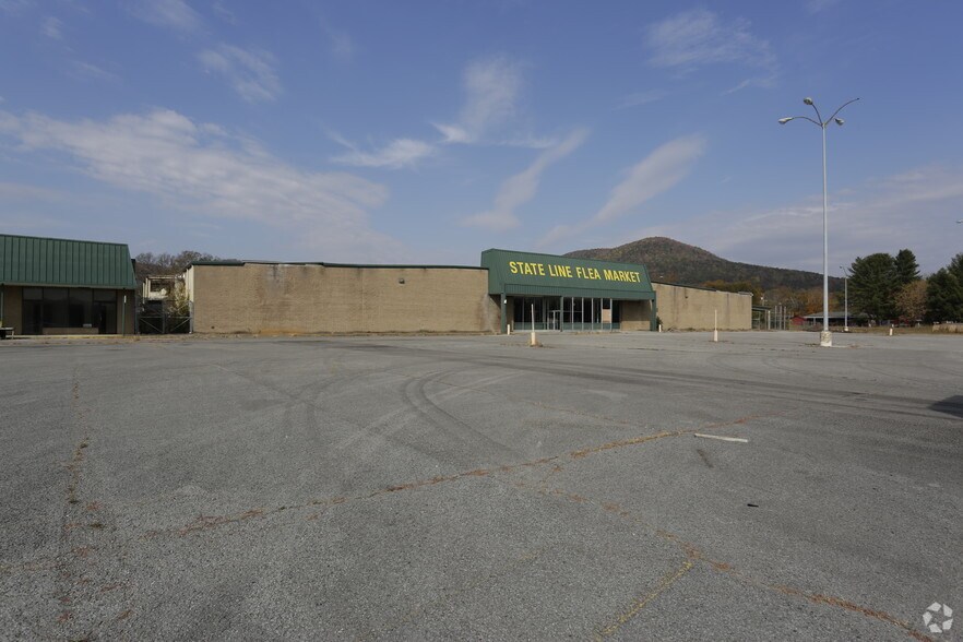 More Photos Of 2228 S Cedar Ave, South Pittsburg Freestanding For Sale