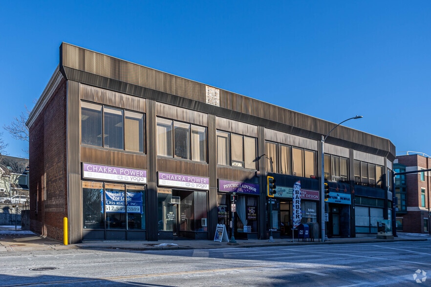 More Photos Of 282 Centre St, Newton Storefront Retail Office For Lease