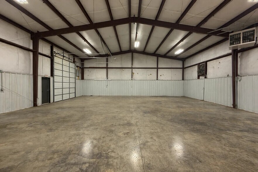 More Photos Of 93 Miller Dr, Jackson Warehouse For Sale
