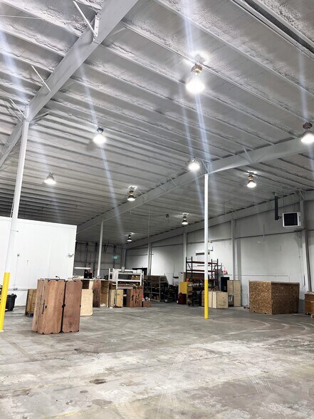 More Photos Of 170 Aprill Dr, Ann Arbor Warehouse For Lease