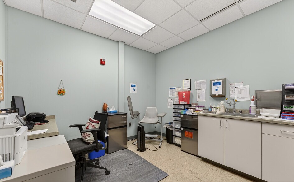 More Photos Of 12555 W National Ave, New Berlin Medical For Sale