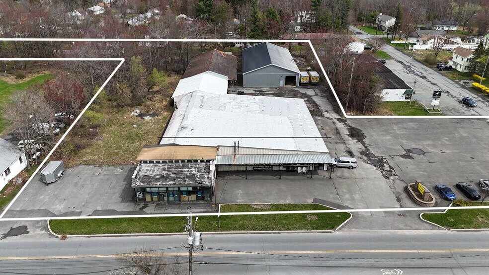 More Photos Of 314 E Broadway, Monticello Freestanding For Sale