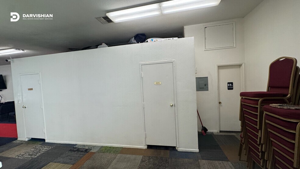 More Photos Of 5723 Atlantic Ave, Long Beach Storefront For Lease