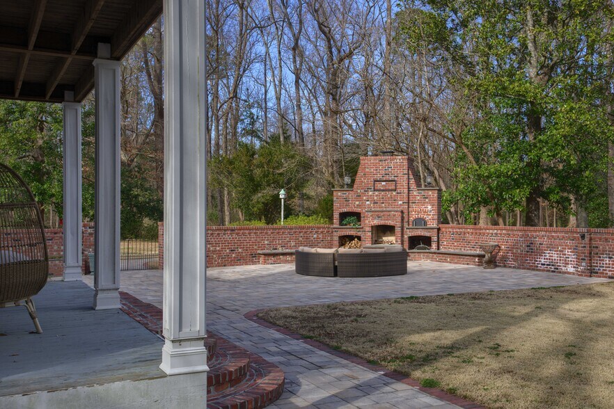 More Photos Of 6266 Richlands Hwy, Richlands Specialty For Sale