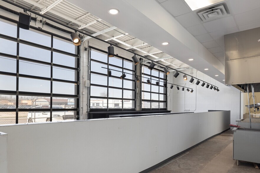 More Photos Of 120 N Western Ave, Oklahoma City Freestanding For Lease