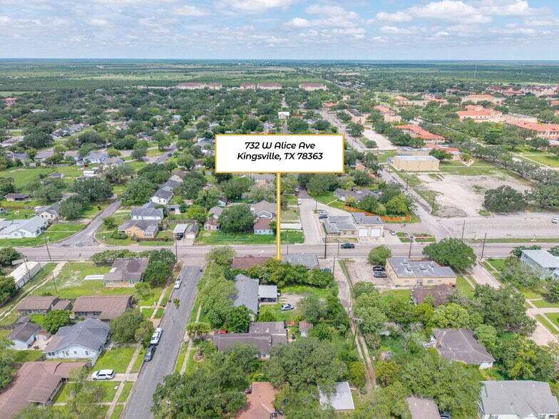 More Photos Of 732 W Alice Ave, Kingsville Apartments For Sale