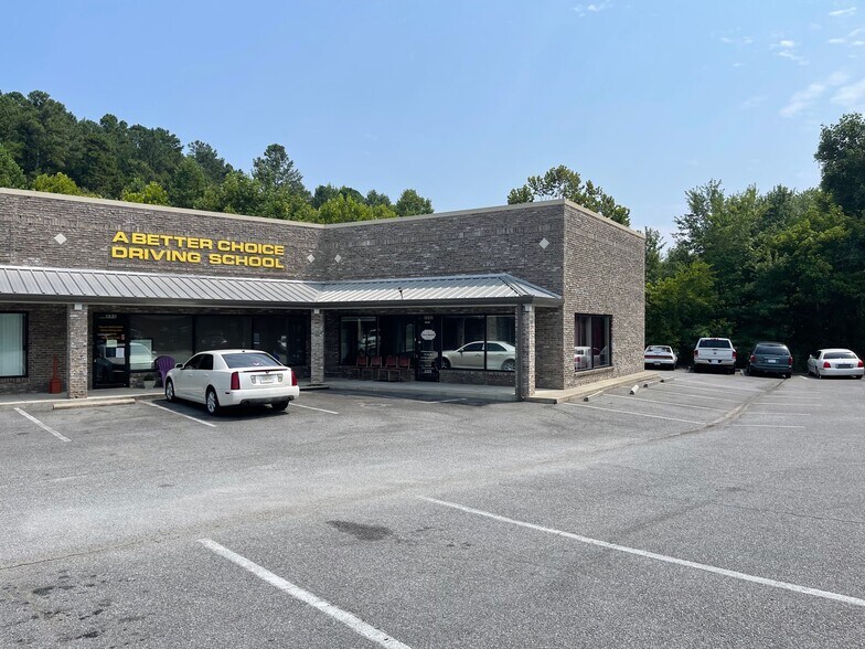 More Photos Of 1211-1223 Joe Frank Harris Pky, Cartersville Unknown For Lease