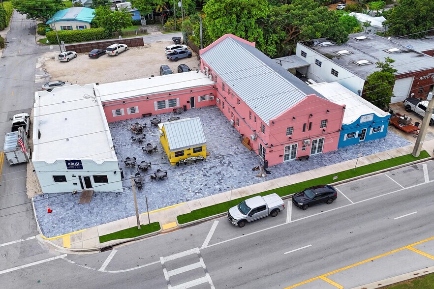 More Photos Of 91865 Overseas Hwy, Tavernier Storefront Retail Residential For Lease