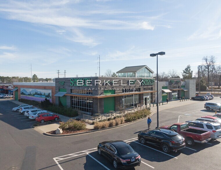 More Photos Of 576 S Perkins Rd, Memphis Supermarket For Sale