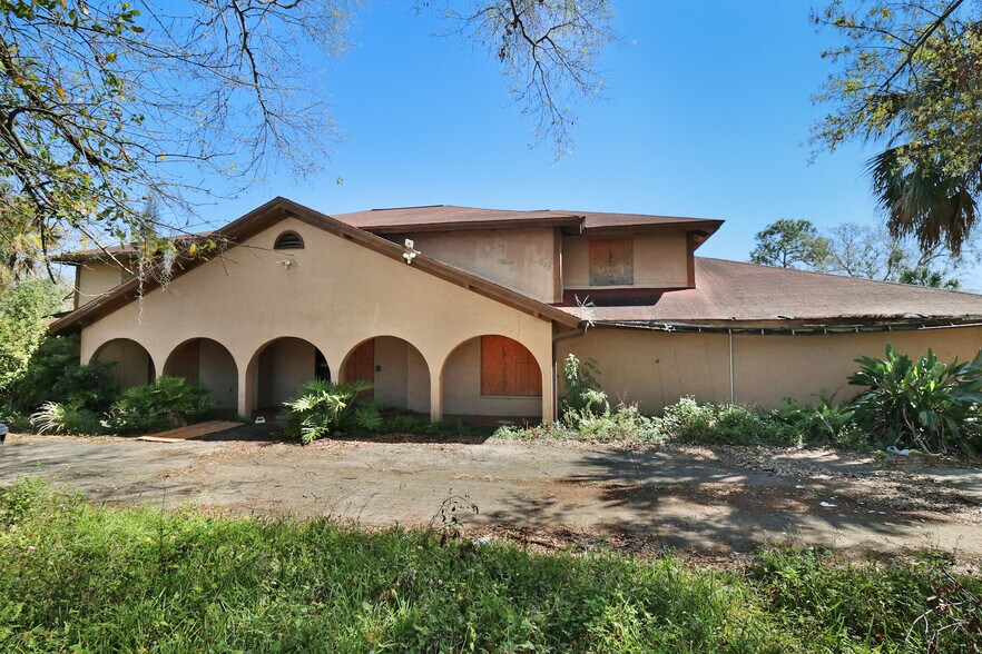 More Photos Of 741 N Combee Rd, Lakeland Rehabilitation Center For Sale