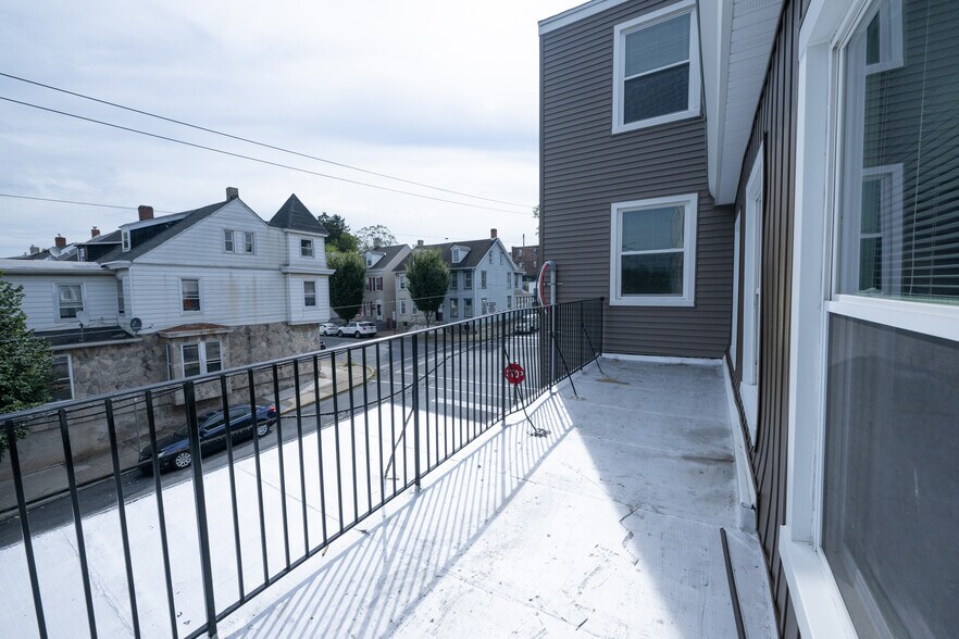 More Photos Of 1101 Lehigh St, Easton Apartments For Sale