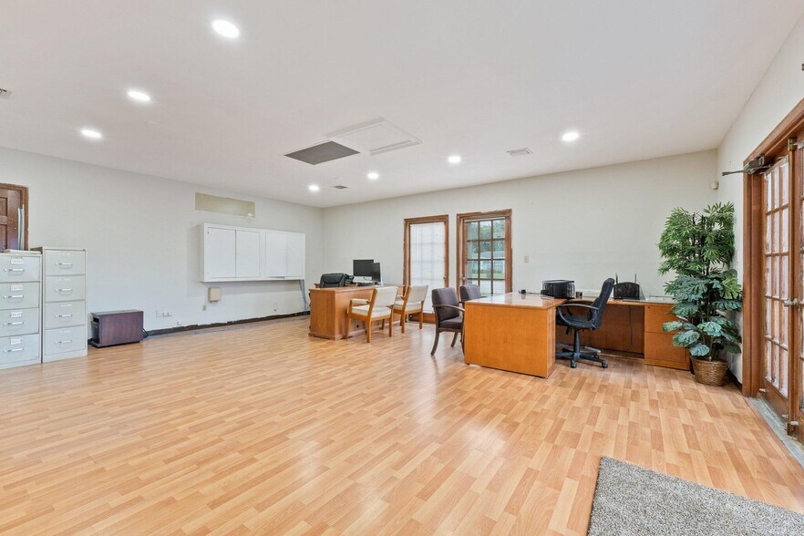 More Photos Of 1514 SE Port St Lucie Blvd, Port Saint Lucie Office Residential For Sale