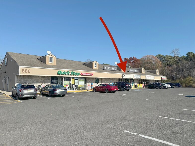 Primary Photo Of 886-888 W Bay Ave, Barnegat General Retail For Lease