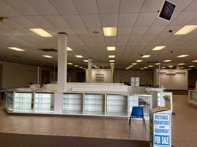 More Photos Of 6433 Highway 182 E, Morgan City Storefront For Lease