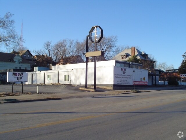 More Photos Of 3330 Troost, Kansas City Office For Sale