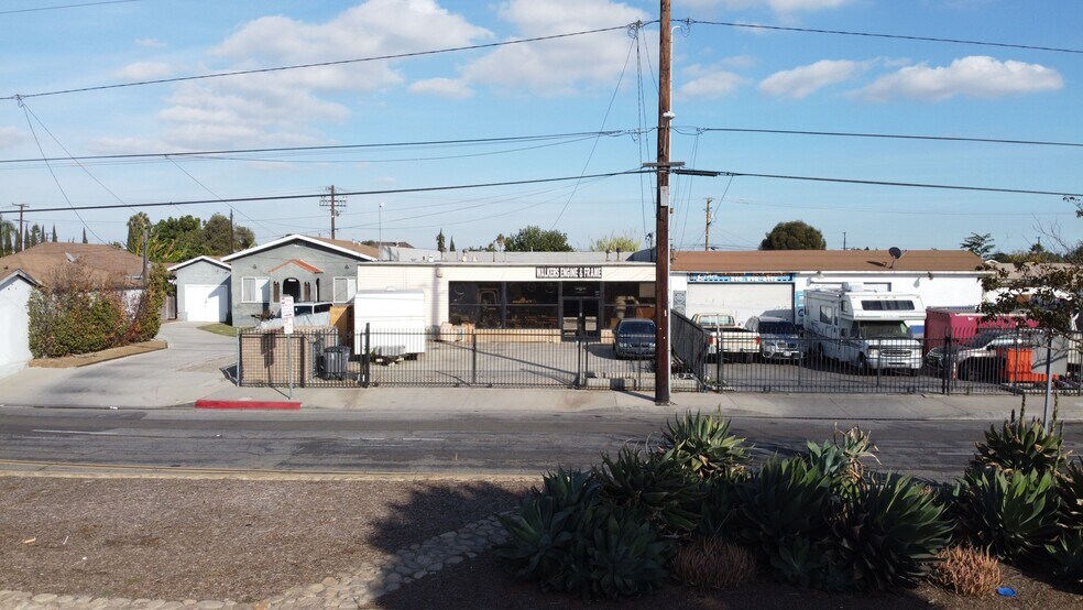 More Photos Of 20836 Main St, Carson Auto Repair For Sale