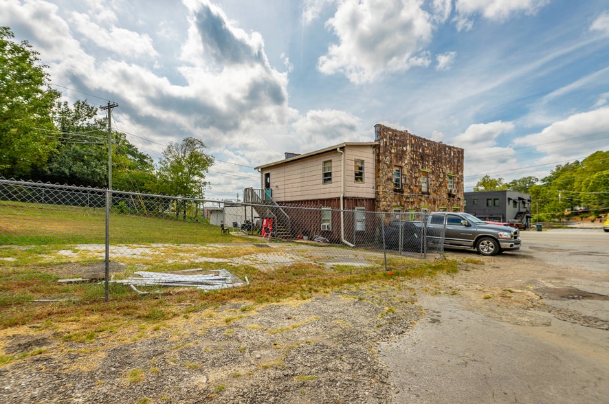 More Photos Of 605 Cherokee Blvd, Chattanooga Storefront Retail Residential For Sale