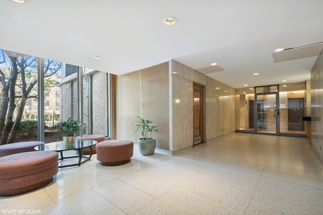 More Photos Of 5701 N Sheridan Rd, Chicago Apartments For Lease
