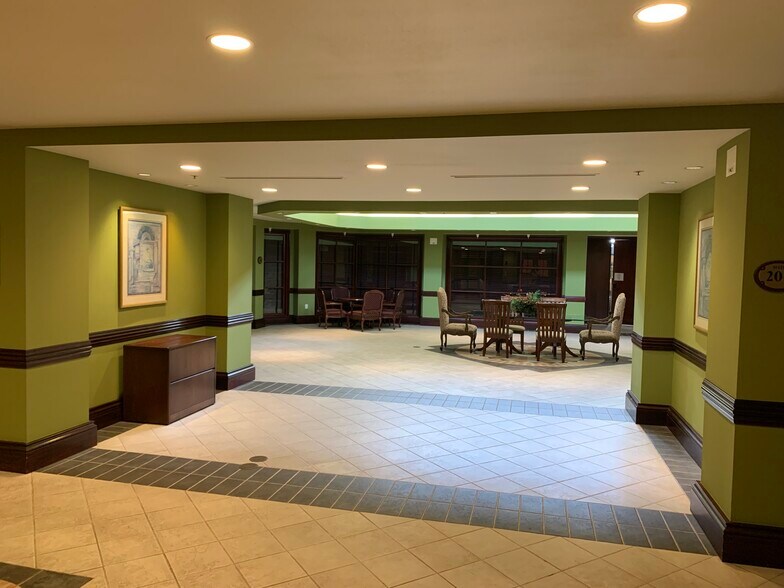 More Photos Of 1924 S Osprey Ave, Sarasota Coworking Space